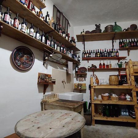 Piccolo Appartamento Al Centro Di Dorgali Esterno foto